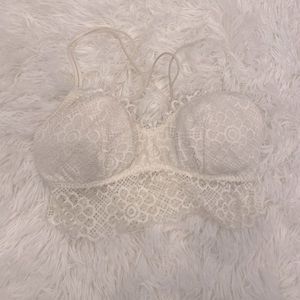 Hollister soft white lace bralette